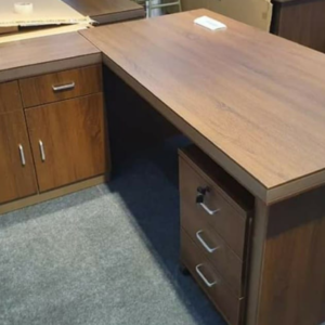 Executive Boss Desk with Side Storage